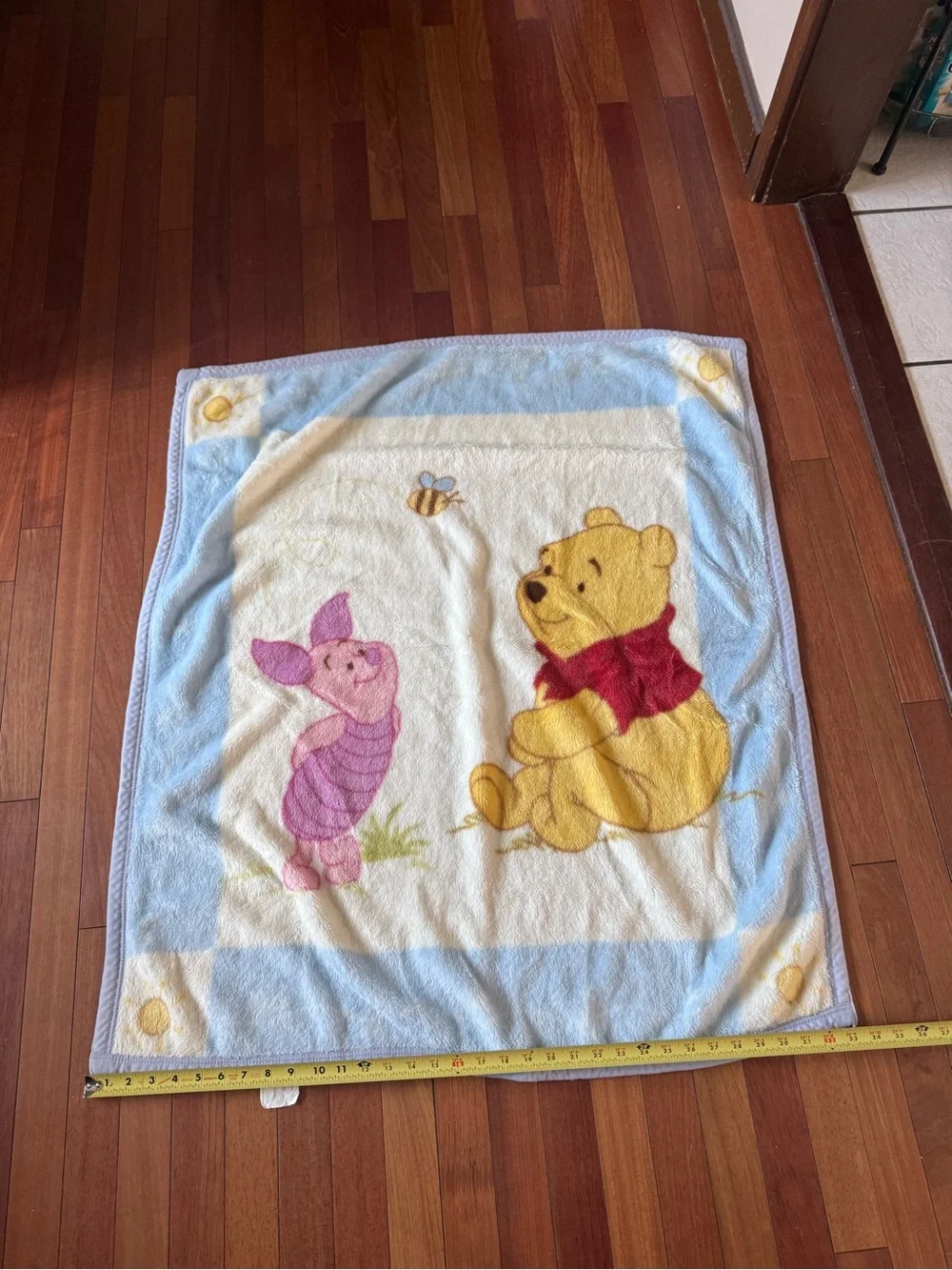 Disney Winnie the Pooh Bear Piglet Bee Soft Throw Blanket Bedding Sears Vintage